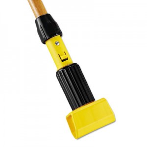 Rubbermaid H216 Gripper Hardwood Mop Handle 60" - Natural/Yellow